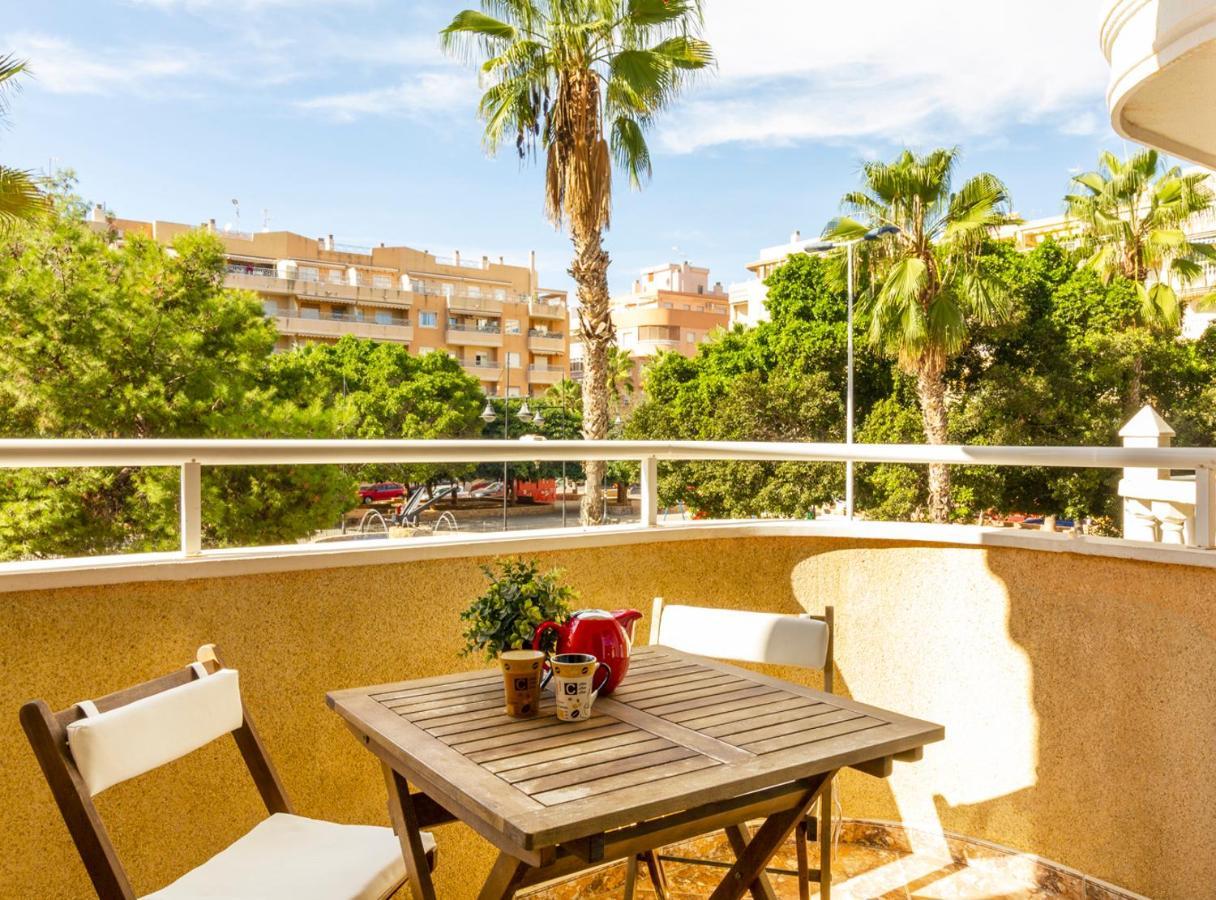 Apartamento Pink Sweet Home Torrevieja Ngoại thất bức ảnh
