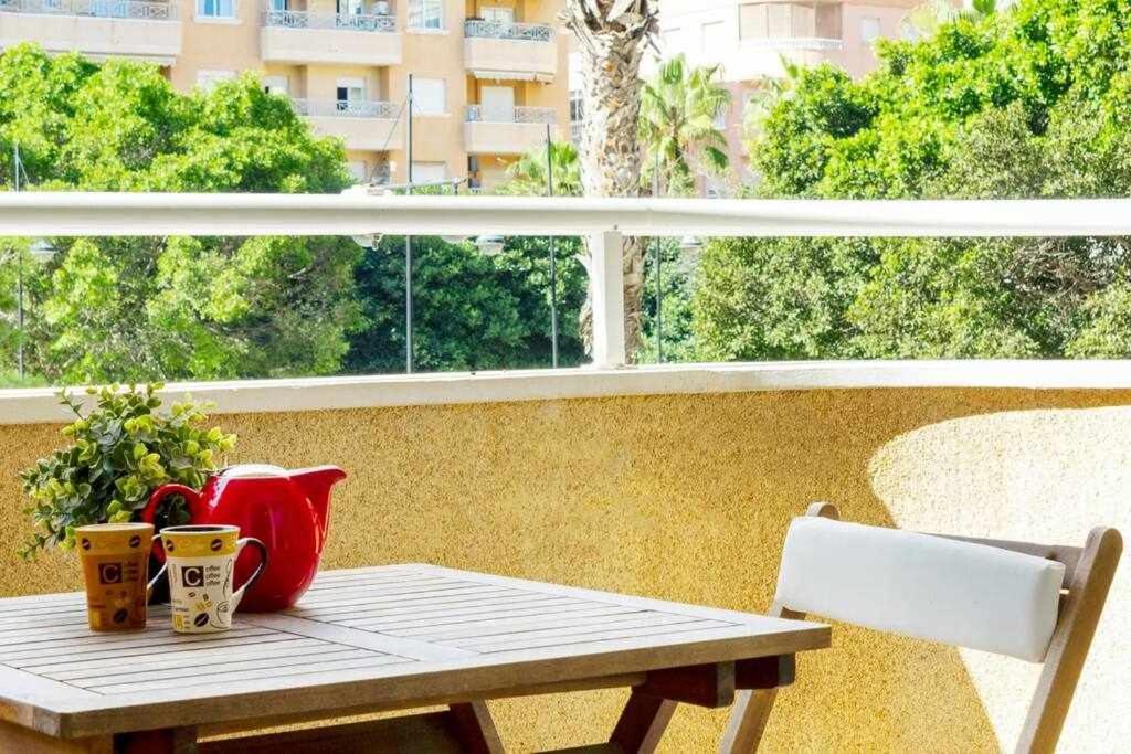 Apartamento Pink Sweet Home Torrevieja Ngoại thất bức ảnh